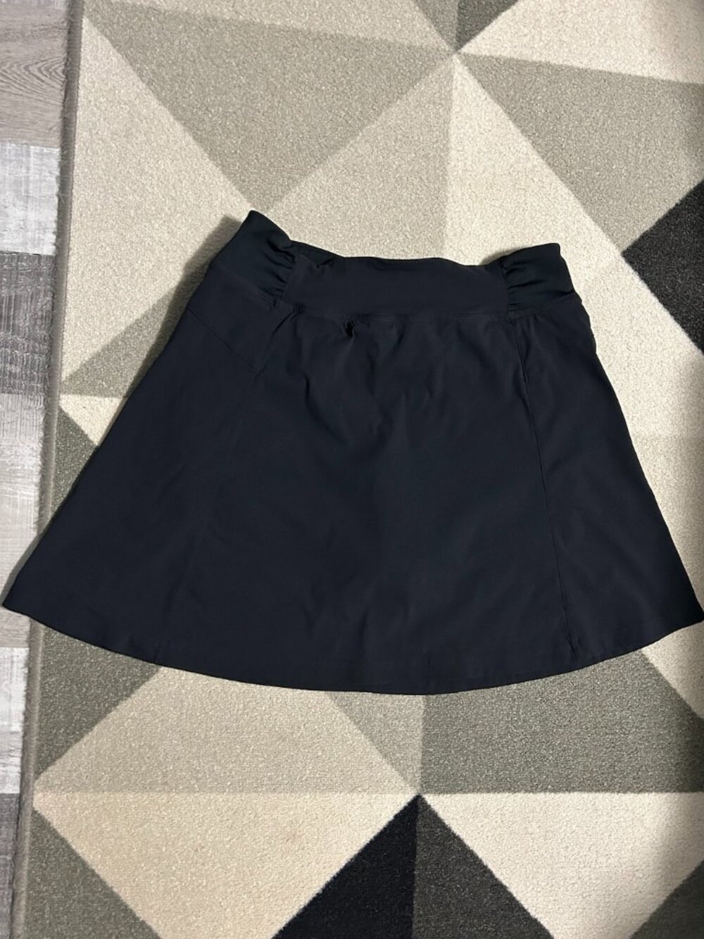 Mountain Hardwear Black Pull-on Active Mini Skort Hiking Women's Size M